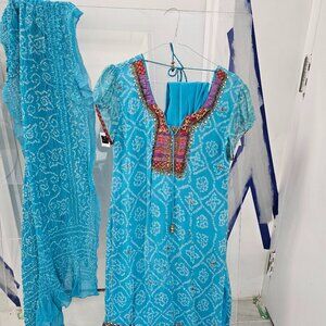 Georgette Bandani Suit